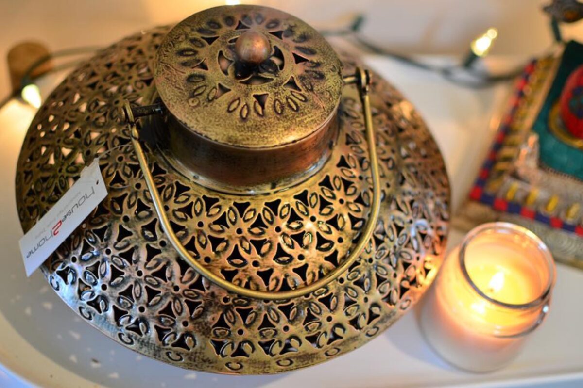 Lantern, Candle Holder, Multi Colored Lantern, Candle Holder, Tlight Holder, Traditional Lantern, House2home, h2h , Hanging Lantern, Moroccan, hanging Lantern, Dhuni, Dhegchi