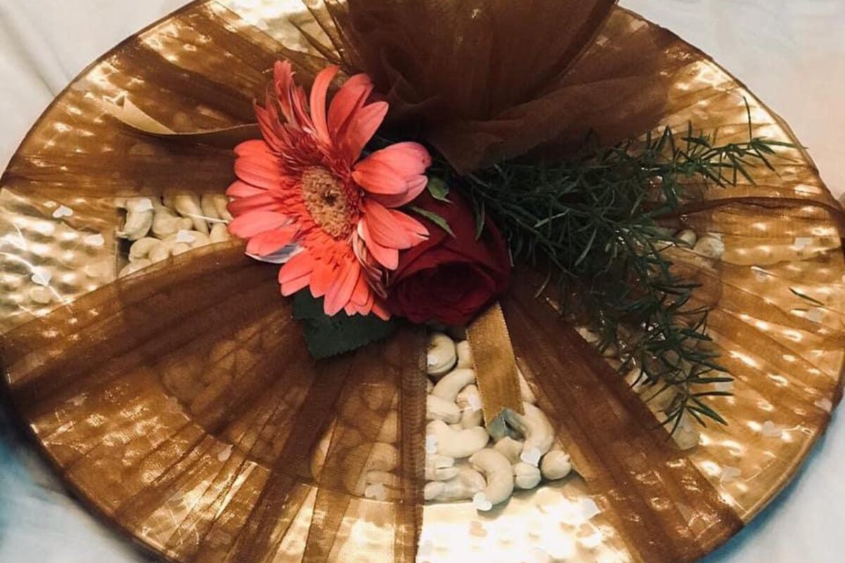 Pooja Thali, Gift Tray, Dry Fruit Packing, Gift Packing, Return Gift, Wedding Gift, Corporate Gift, Decorative, house2home, h2h, Steel Plate, Charger Plate