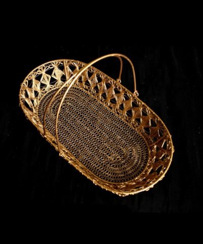 Oval Metal Wire Hamper basket Gift Basket Truso Packing house2home, h2h, Gift Basket, wedding Gift, house warming, holiday basket, room hamper, golden basket, metal wire