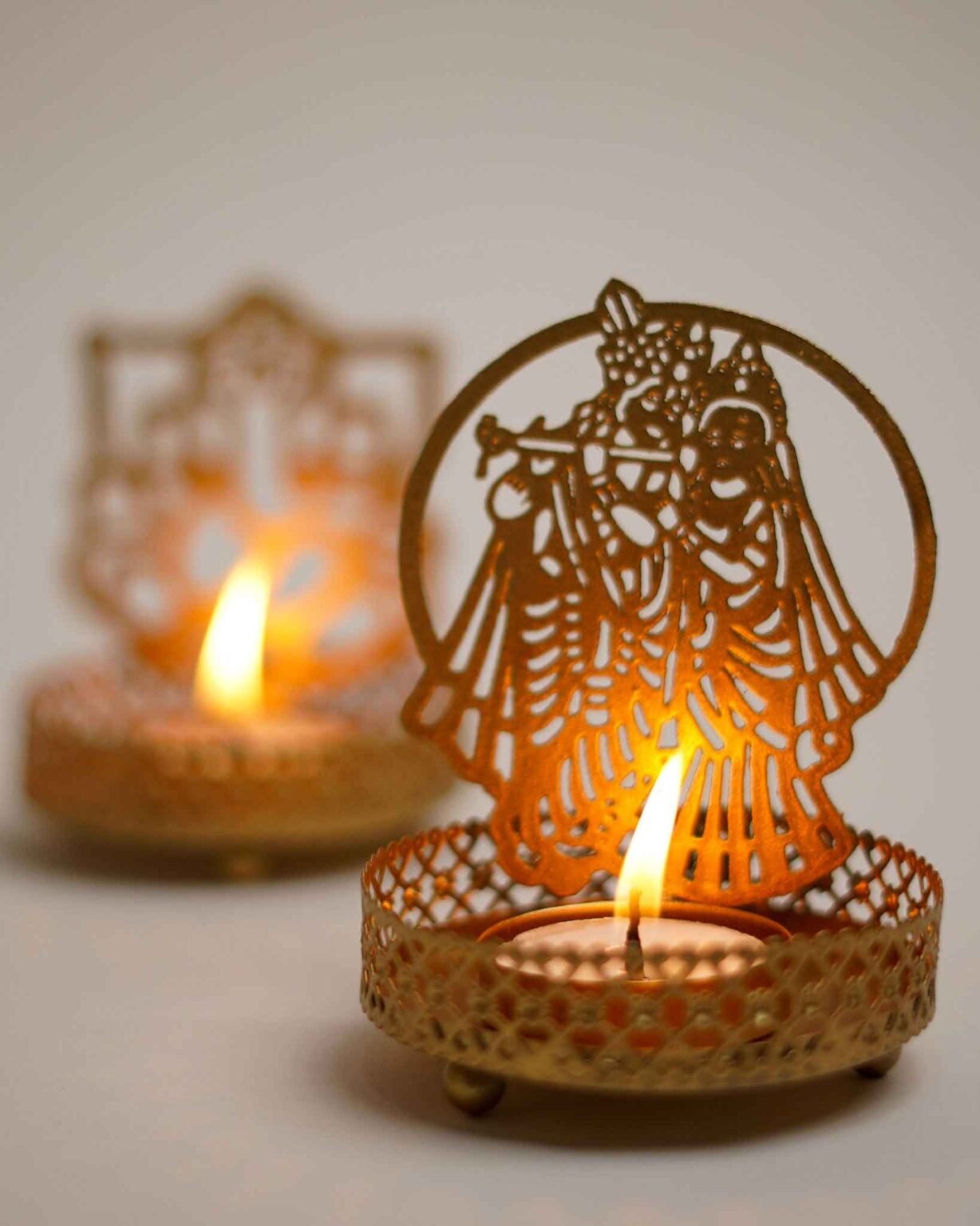 Radha Krishna Shadow Candle Holder 4 25 Inches Gold House2home H2h Manufacture Metal Wood