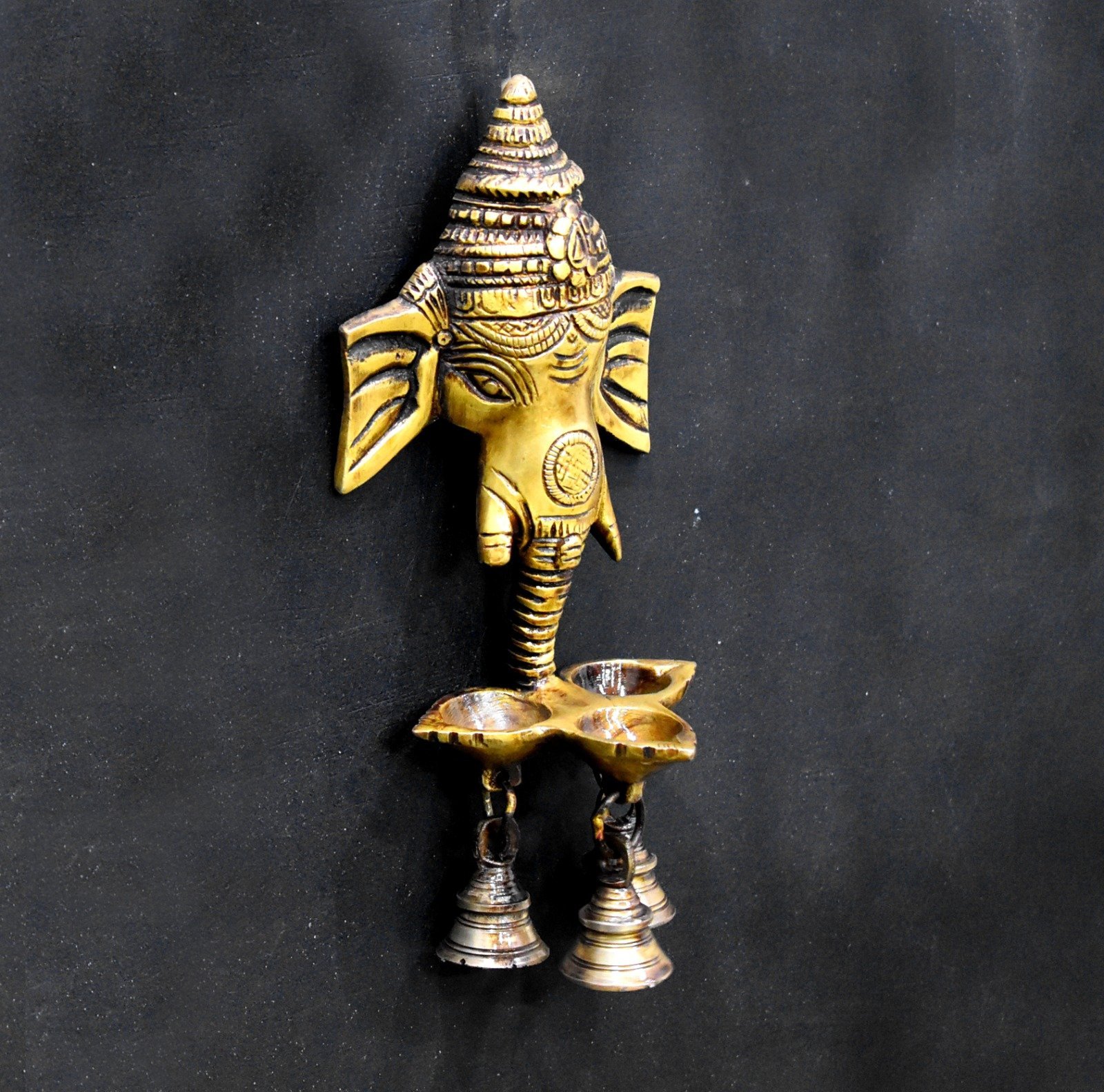 Buy Beautiful Metal Golden Singhasan for God Idol, Pooja, Home Decor, Car  Dashboard Gift Item 6INCH/15CM Online In India At Discounted Prices