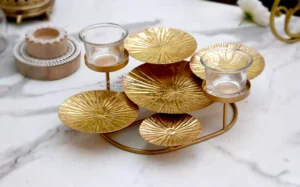 LANTERNS & CANDLE HOLDERS