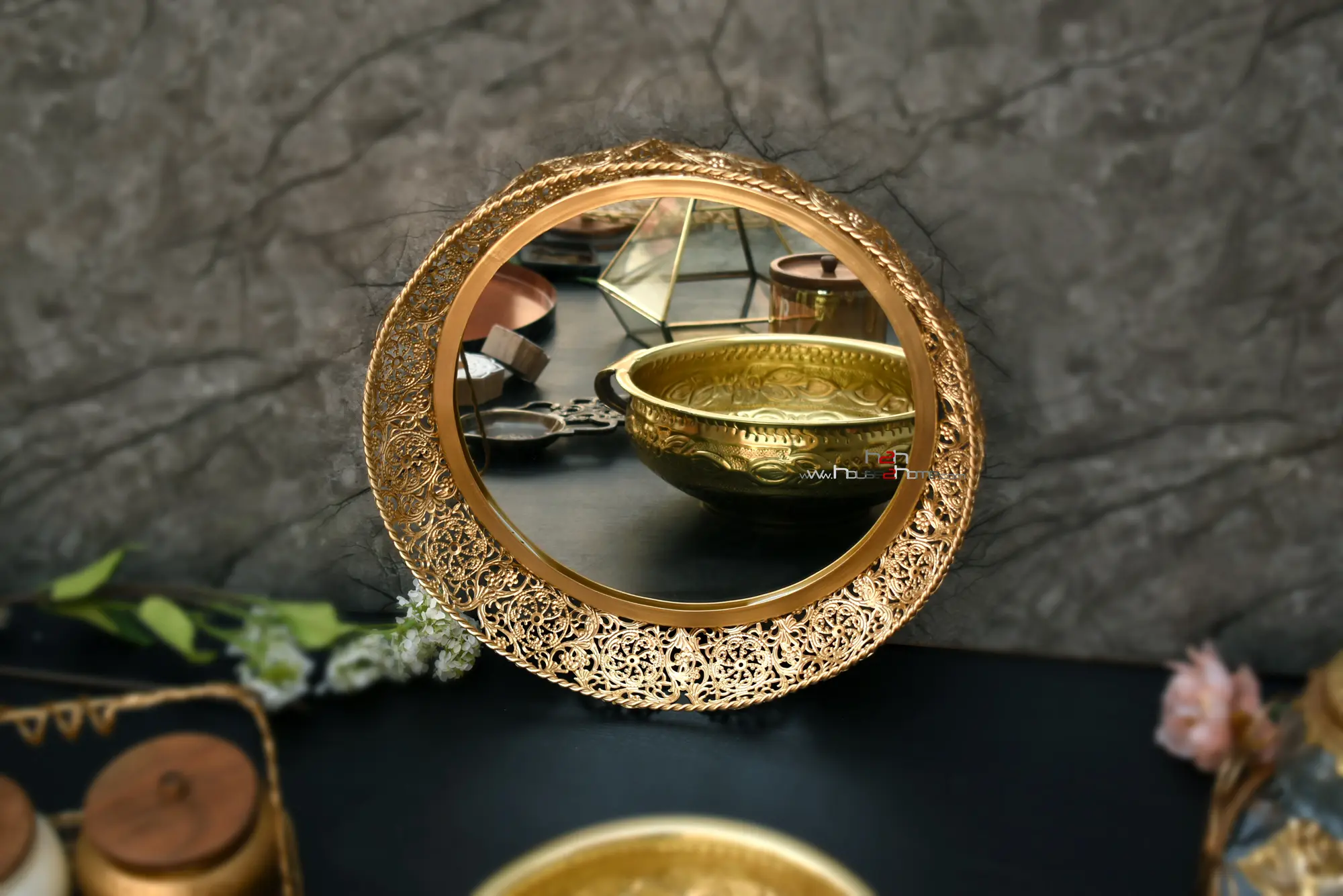 Palladium Mirror Tray Round- 14 inch Gold 7 Anniversary Hamper, Anniversary Hampers, Antique Golden Basket, Brass Tray, Cake Tray, Center Table Decor, Chocolate Packing, Chocolates, Christmas Gifting Decoration, Christmas Gifts, Corporate Gift, Corporate Gifts, Corporate Gifts Golden, Decor Tray, Decorative Glass Tray, Decorative Tray, Designer Golden Basket, Diwali Gifting, Dry Fruit Hamper, Dry Fruit Packing, Dry Fruit Tray, Elegant Tray, Fruit Platter, Fruit Stand, Gold Finish Gifts, Gold Finish Anniversary Gifts, Gold Finish Basket, Gold Finish Basket for Pooja, Gold Finish Basket for Wedding, Gold Finish Basket with Handle, Gold Finish Decorative Basket, Gold Finish Decorative Gifts, Gold Finish Diwali Gifts, Gold Finish Dry Fruit Basket, Gold Finish Fruit Basket, Gold Finish Gift Basket, Gold Finish Gift Items, Gold Finish Gift Set, Gold Finish Gifts, Gold Finish Gifts for Festivals, Gold Finish Gifts for Guests, Gold Finish Gifts for Pooja, Gold Finish Return Gifts, Gold Finish Wedding Gifts, Gift Basket, Gift Tray, Gift Tray Manufacturer, Gifting, Gifting Ideas, Gifting Tray, Glass Tray, Glass Tray Manufacturer, Gold Hamper Tray, Gold Metal Tray, Gold Tray, H2H, Hamper Basket, Hamper Pack, Hamper Tray, Hamper Tray Manufacturer, Handcrafted Golden Basket, Handicraft Exporter, Handmade Trays, Holiday Hamper, Home Decor, Home Decorations, Home Decorative, Home Decorative Trays, House 2 Home, Housewarming Gifts, House2Home, Housewarming Golden Gifts, Lohri Hamper, Metal Hamper Manufacturer, Metal Handicraft Manufacturer, Metal Handicrafts Manufacturer, Metal Manufacturing, Metal Tray, Metal Tray Manufacturer, Metal Trays for Hamper and Gifting, Mirror Tray, Moradabad, Packing, Packing Hampers, Personalized Gold Finish Gifts, Platter, Premium Gold Finish Gifts, Rakhi Hamper, Return Gift, Round Metal Tray with Glass Bottom, Round Tray with Glass, Seasonal Gift, Seasonal Gifts, Serving Tray, Shagun Tray, Gold Decorative Trays, Gold Gifts, Gold Hamper Tray, Gold Metal Tray, Gold Tray, Gold Trays, Goldware, Single Tier Cake Stand, Snack Serving Stand, Square Hamper Basket, Stylish Glass Tray, Stylish Gold Glass Tray, Traditional Gold Basket, Tray, Tray Manufacturer, Tray with Glass Bottom, Trousseau Packing, Valentine Gift, Wall Mirror, Wall Mirrors, Wall Decorative, Wall Hanging Mirror, Gold Finish Wall Decor, Decorative Wall Mirror, Mirror for Gifting, Wall Decor Gift, Luxury Wall Mirror, Wall Mounted Decorative Mirror, Utility Gift, Utility Gifting, Utility Hampers, Useful Gifting Items, Practical Gift Ideas, Functional Gifts, Utility Gift Set, Hamper Basket, Mirror Tray, Glass tray, Decorative TRay, Gift Tray, wall mirror, utility gifting, Golden Hamper, Diwali Decorative Wall Mirror, Ocassional Gift, wall hanging