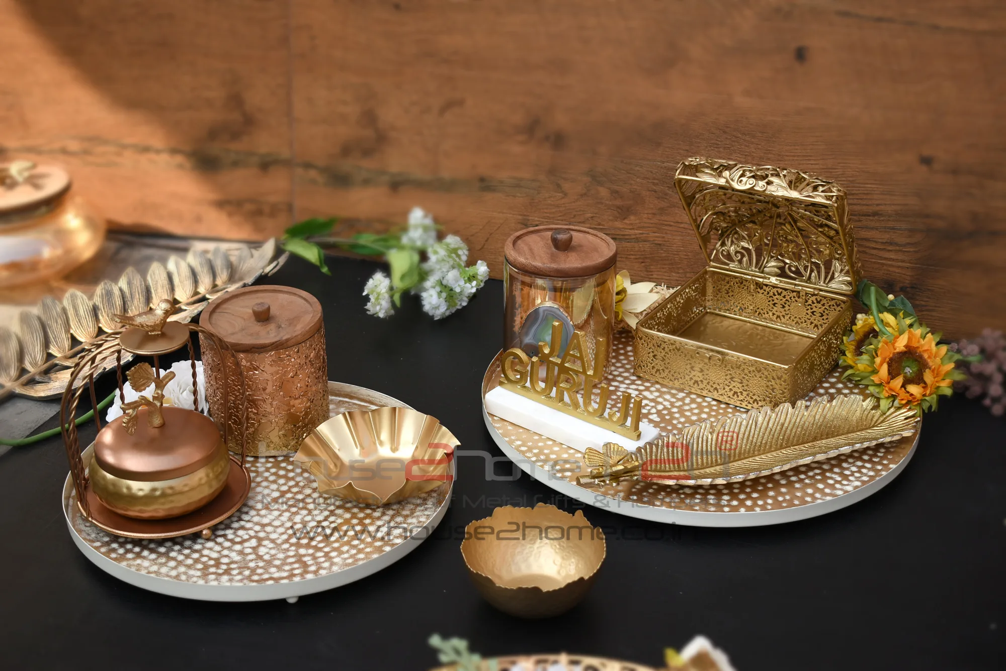 Thalika Hamper Base / Round Hamper Platter with raised border & bottom - 12, 15 inch 9 Thalika Hamper Base / Round Hamper Platter with raised border & bottom - 12, 15 inch - Image 7