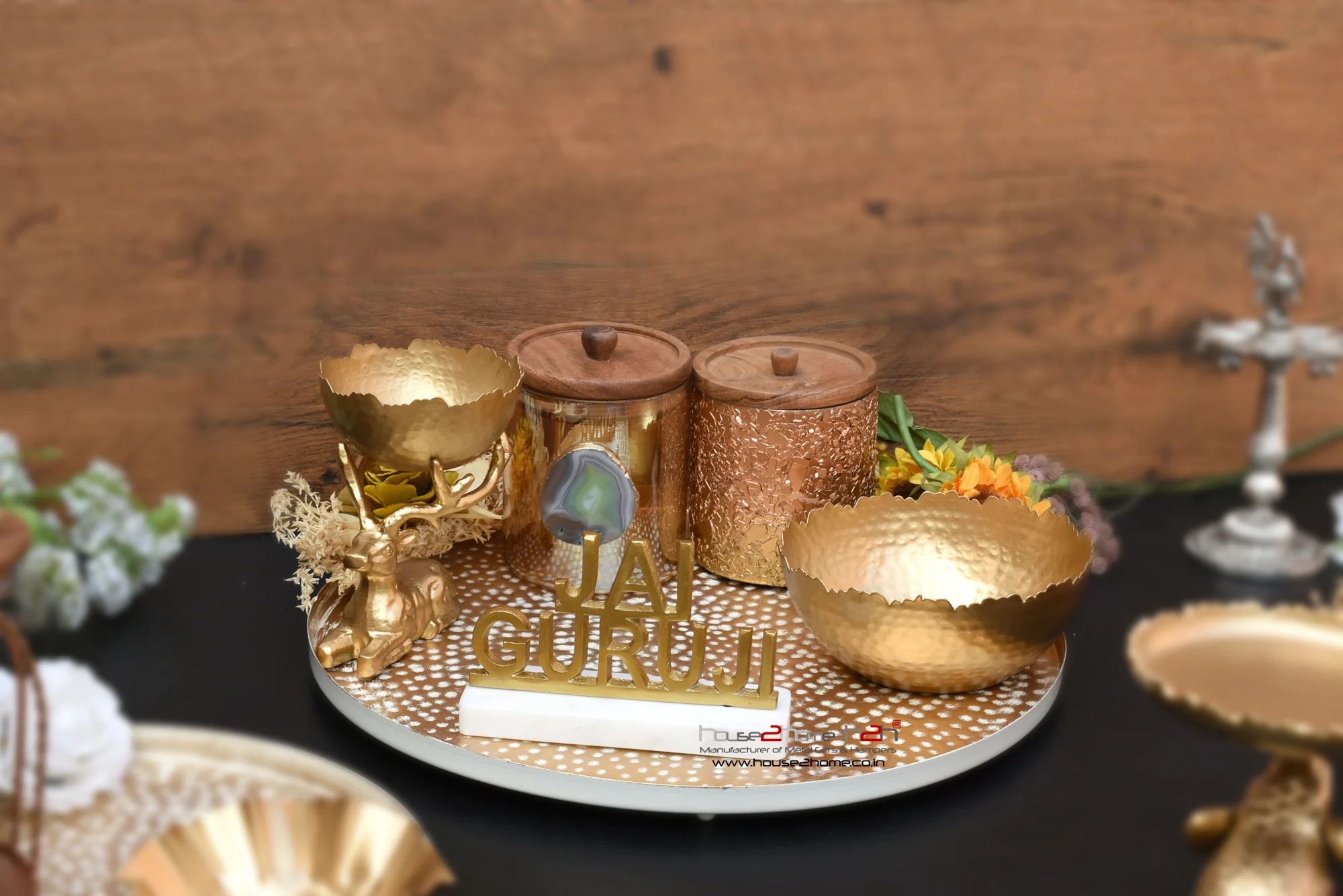 Thalika Hamper Base / Round Hamper Platter with raised border & bottom - 12, 15 inch 5 Thalika Hamper Base / Round Hamper Platter with raised border & bottom - 12, 15 inch - Image 3