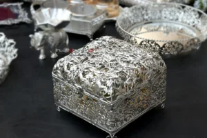 GIFT BOXES