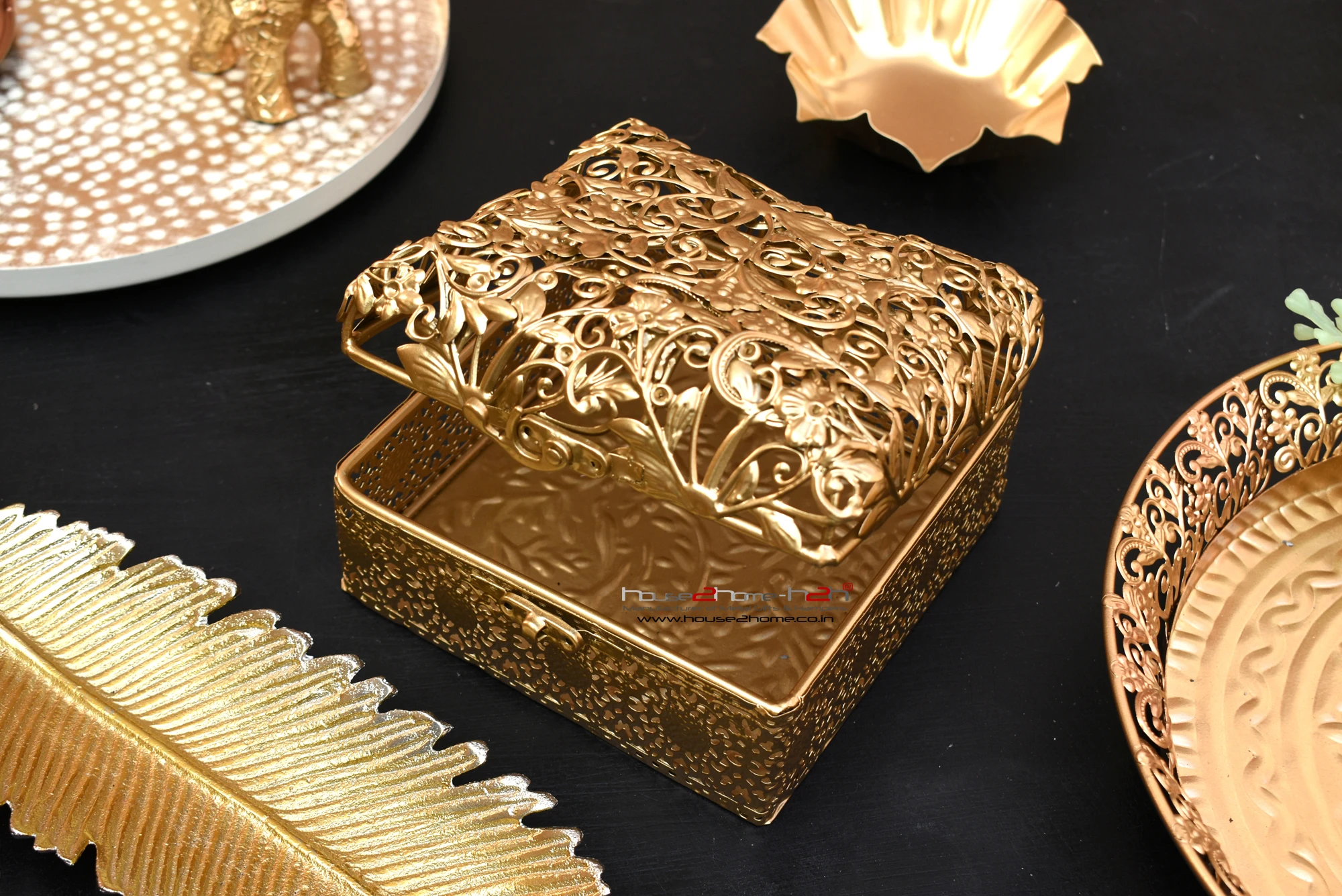 Palladium Hamper Gift Box with lid 8.5 inch Matte gold 3 Affordable Wedding Gifts, Anniversary Hamper, Antique tray, Baay shower gift, baby announcement hamper, Baby announcement tray, Baby Shower Hamper, Baby shower tray, basket, baskets for gifts, Bedside Nightstand Decor, Best Corporate Gifts, Best Return Gift for Wedding, Best Wedding Gifts, box, Brass Tray, Cake Tray, center table decor, Chocolate Packing, Chocolates, christmas gift ideas, Christmas Gifting decoration, Christmas Gifts, Coffee Table Decor, corporate gift, Corporate gift 2026, Corporate gift trays, Corporate Gifting Trays, Corporate Gifts, Corporate Gifts German Silver, Decor Tray, Decorative Glass Tray, Decorative Tray, Decorative Wall Mirror, Designer German Silver Basket, Dining Centerpiece, Diwali & Festive Setup, Diwali gifting, dry fruit Hamper, Dry Fruit Packing, dry fruit tray, Elegant Tray, Fruit Platter, Fruit Stand, German Silver, German Silver Anniversary Gifts, German Silver Basket, German Silver Basket for Pooja, German Silver Basket for Wedding, German Silver Basket with Handle, German Silver Decorative Basket, German Silver Decorative Gifts, German Silver Diwali Gifts, German Silver Dry Fruit Basket, German Silver Fruit Basket, German Silver Gift Basket, German Silver Gift Items, German Silver Gift Set, German Silver Gifts, German Silver Gifts for Festivals, German Silver Gifts for Guests, German Silver Gifts for Pooja, German Silver Return Gifts, German Silver Wedding Gifts, gift, Gift Basket, gift hamper, gift hamper basket, Gift hampers, gift hampers corporate gifts, gift idea, gift ideas, Gift Items, Gift Tray, Gift Tray Manufacturer, gifting, gifting ideas, Gifting Tray, gifts, Glass Tray, Glass Tray manufacturer, Gold Glass Tray, Gold Glass Tray Matte Finish, Golden Finish Hamper Tray, Golden Matte Tray, great gift idea, h2h, Hamper Basket, Hamper Pack, hamper tray, Hamper Tray manufacturer, hampers, hampers metal basket, Handcrafted German Silver Basket, Handicraft Exporter, Handmade Trays, Holiday Hamper, home decor, home decorations, Home Decorative, Home Decorative trays, House 2 home, House warming gifts, House2home, Housewarming German Silver Gifts, Housewarming Tray Gift, Jewelry Display, Layering with Books, Lohri Hamper, Luxury Gift Tray, Luxury Wedding Hamper Tray, Matte Gold Decorative Tray, Matte Gold Finish Tray, Matte Gold Gifting Tray, Matte Gold Hamper Tray, Matte Gold Metal Tray, Matte Gold Platter., Matte Gold Shagun Tray, matte gold tray, Matte Gold Wedding Tray, metal, Metal Basket, Metal Hamper Manufacturer, Metal Handicraft Manufacturer, Metal Handicrafts Manufacturer, Metal Manufacturing, Metal TRay, Metal tray Manufacturer, Metal trays for Hamper and Gifting, Metal Wire, mirror tray, Moradabad, Naming ceremony gifts, Newborn Baby Announcement Hamper, ottoman tray, Packing, packing hampers, Perfume & Makeup Organizer, Personalized German Silver Gifts, Platter, Premium German Silver Gifts, Premium quality tray, Rakhi Hamper, Return Gift, Round Matte Gold Tray, Round Metal Tray with Glass bottom, Round Tray with Glass, Seasonal Gift, Seasonal Gifts, serving tray, Shagun tray, Side Table Accent, Silver Decorative Trays, Silver Gifts, Silver hamper tray, Silver Metal Tray, Silver Tray, Silver Trays, Silverware, Single tier Cake Stand, Snack Serving Stand, Spa Station Console Table Styling, Square hamper Basket, Stylish Glass Tray, Stylish Silver Glass Tray, the box, Traditional German Silver Basket, tray, Tray Manufacturer, Tray with Glass bottom, trousseau packing, valentine gift, Wedding Anniversary Hamper, Wedding Gifts, Wedding/Engagement Platter, Weddings and Parties Gift Items, Wire Mesh Basket, gift idea, hampers, christmas gift ideas, gift, basket, great gift idea, candle holder, basket, box, metal wire, metal basket, gift hamper, gift basket, wire mesh basket, hampers, baskets for gifts, the box,