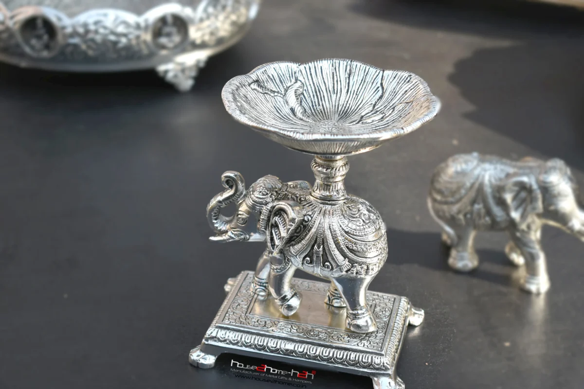 Decorative Elephant Platter / 6.3“x4.7″x3.5”-Inch - German Silver