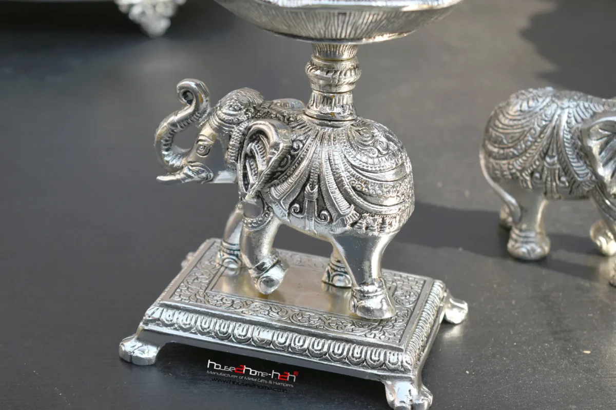 Alternative view of Decorative Elephant Platter / 6.3“x4.7″x3.5”-Inch - German Silver