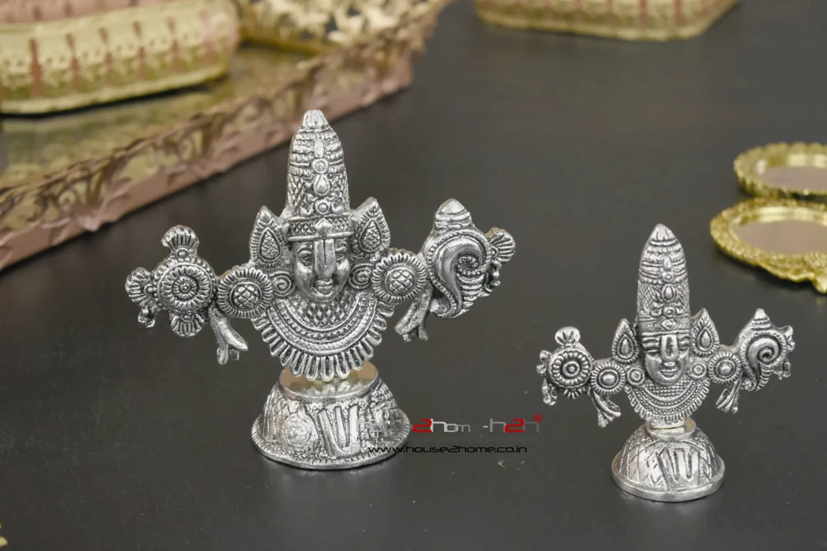 Alternative view of Lord Venkateswara Statue-Antique Silver - 3.5"x3.5"x1.5" / 5.5"x5"x2.3 - inches