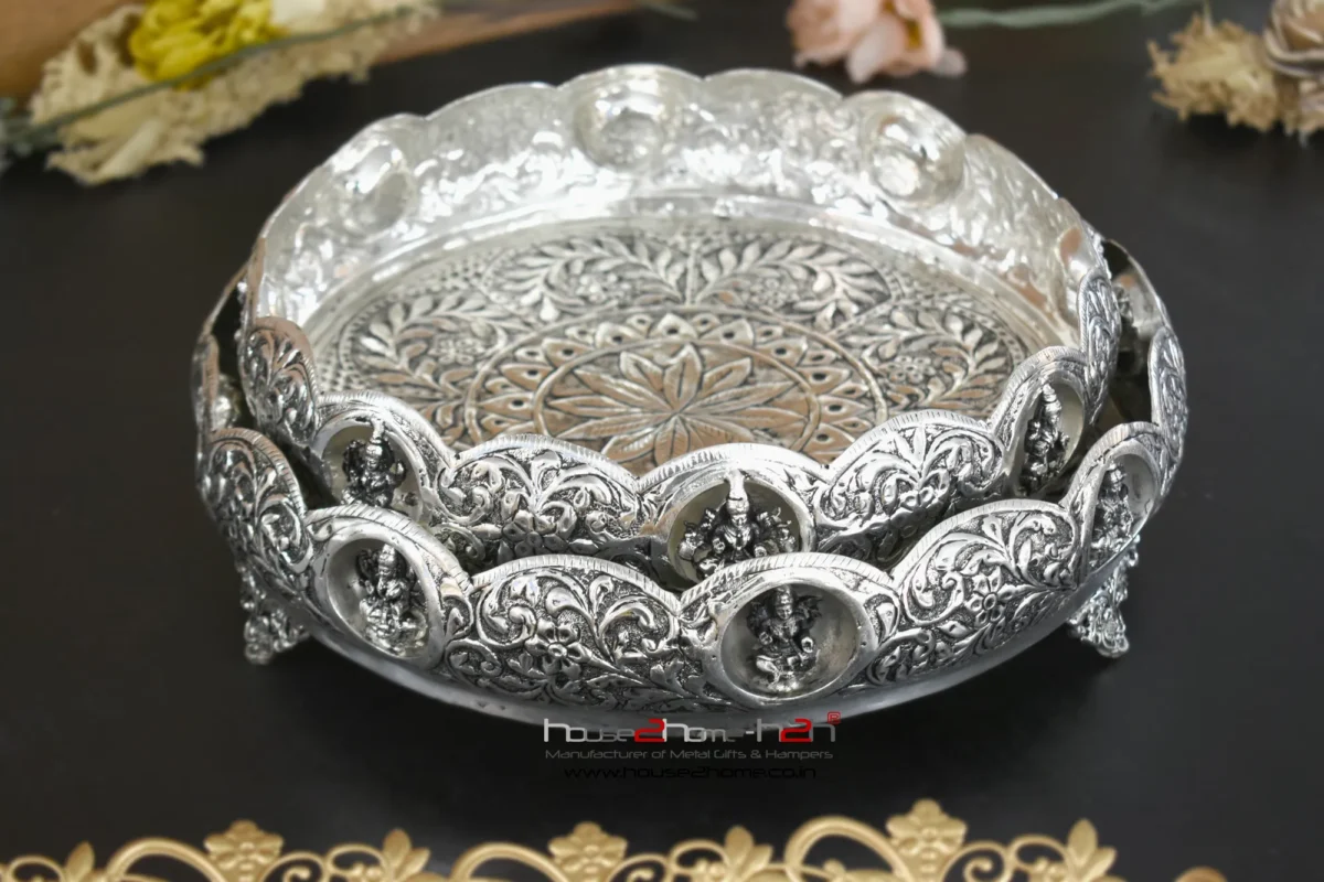 Premium metal handicraft item for corporate Diwali gift sets and festive hampers, crafted with attention to detail. A memorable luxury business gift from house2home, available wholesale for gifting brands, retailers, and companies.