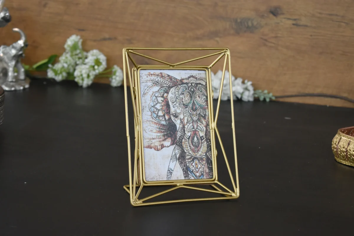 Alternative view of Gold Wire Photo Frame-8"x6"