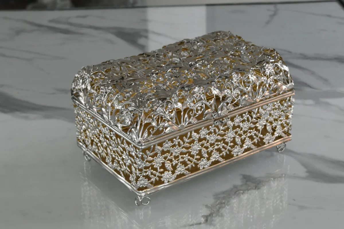 Ornate two-tone metal filigree box styled for luxury wedding return gifts and shaadi trousseau sets.