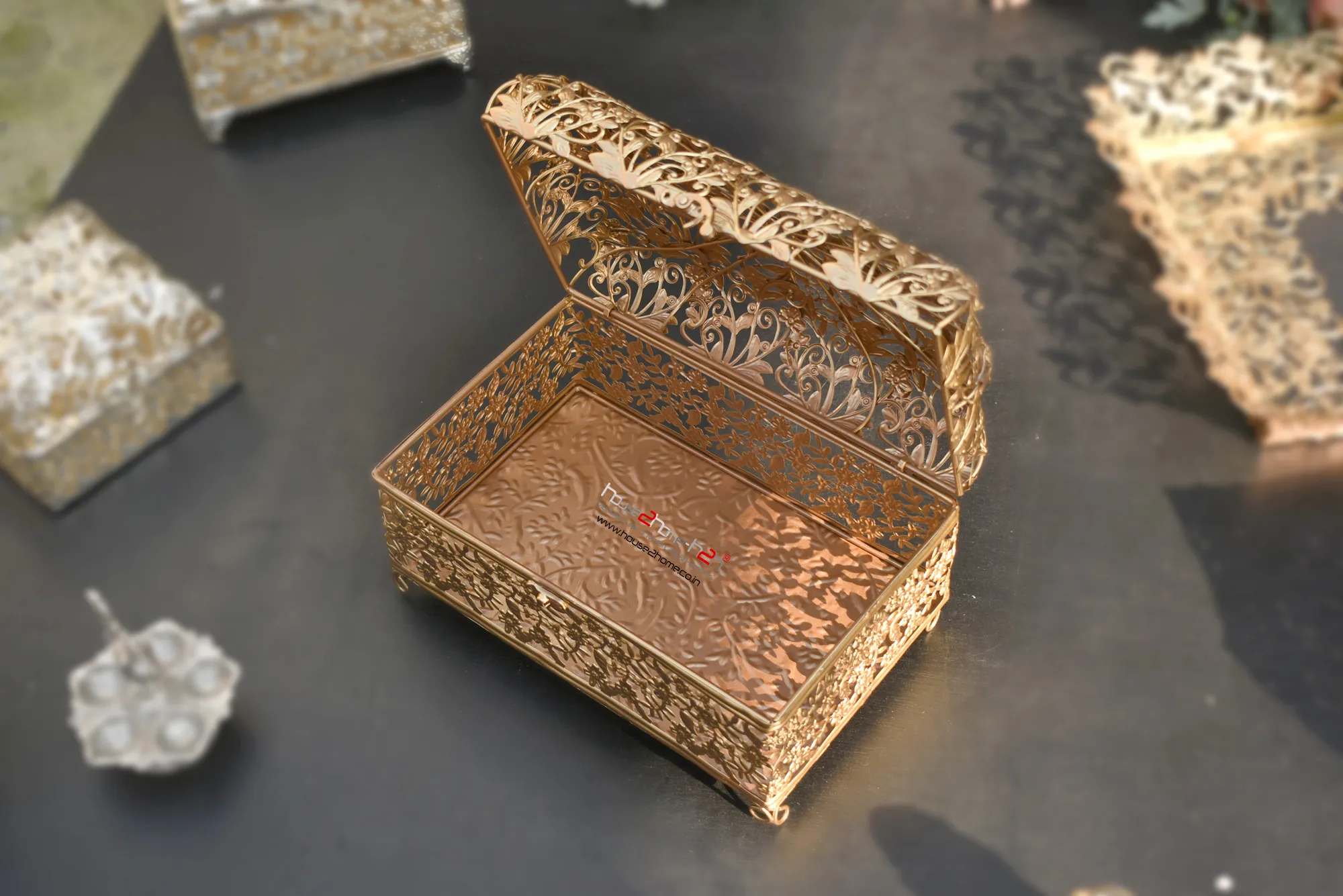 Luxury personalized brass gift with a premium finish, designed by house2home for corporate and personal occasions. Add a logo or message, crafted in Moradabad. Bulk orders can be arranged.