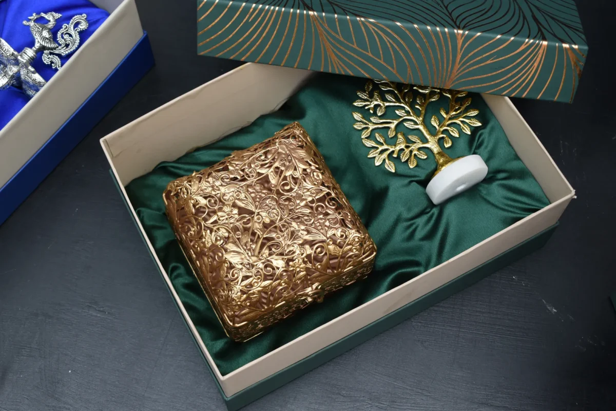 Palladium Box & Kalpa Vriksha-Tree Of Life / Corporate Gift Hamper Box