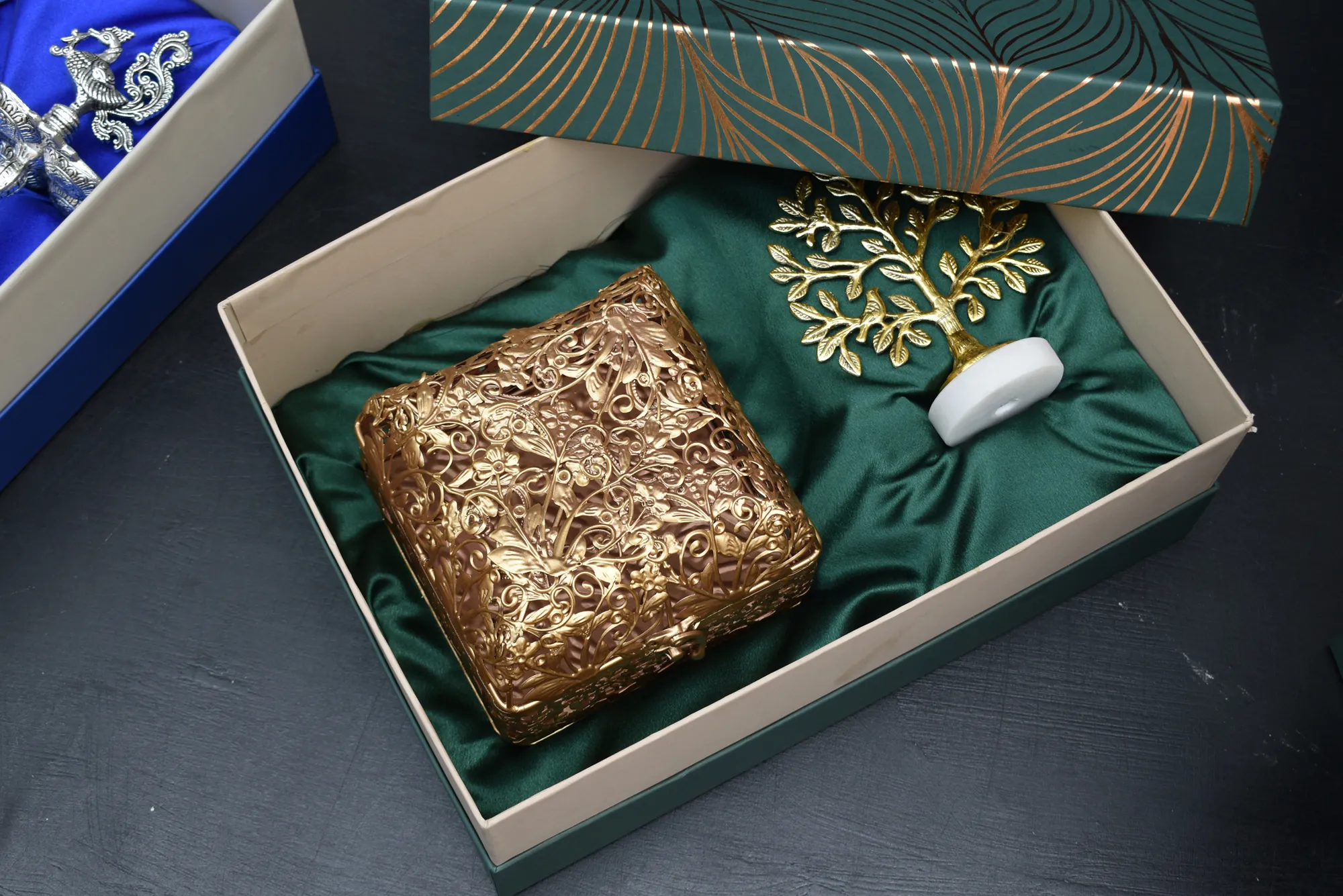 Palladium Box & Kalpa Vriksha-Tree Of Life / Corporate Gift Hamper Box
