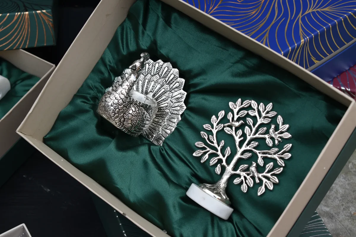 Personalized gift hamper for festive and business occasions