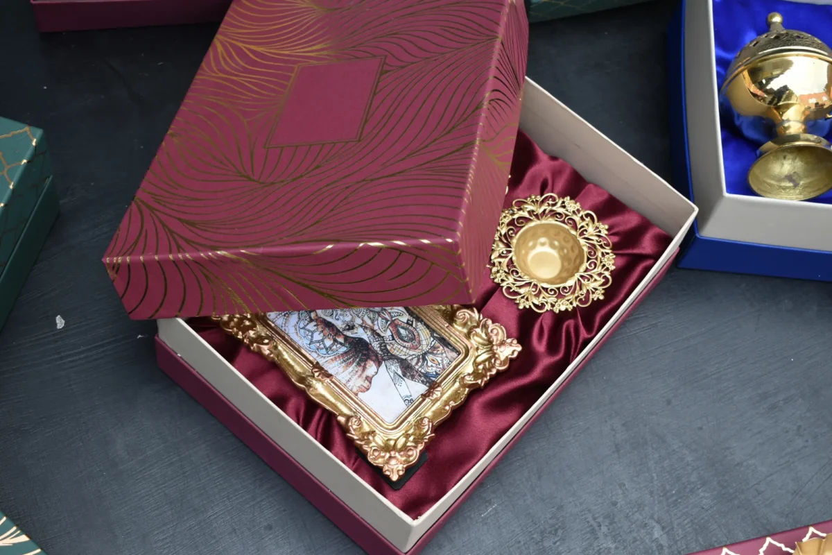 Corporate gift hamper for employees and business partners