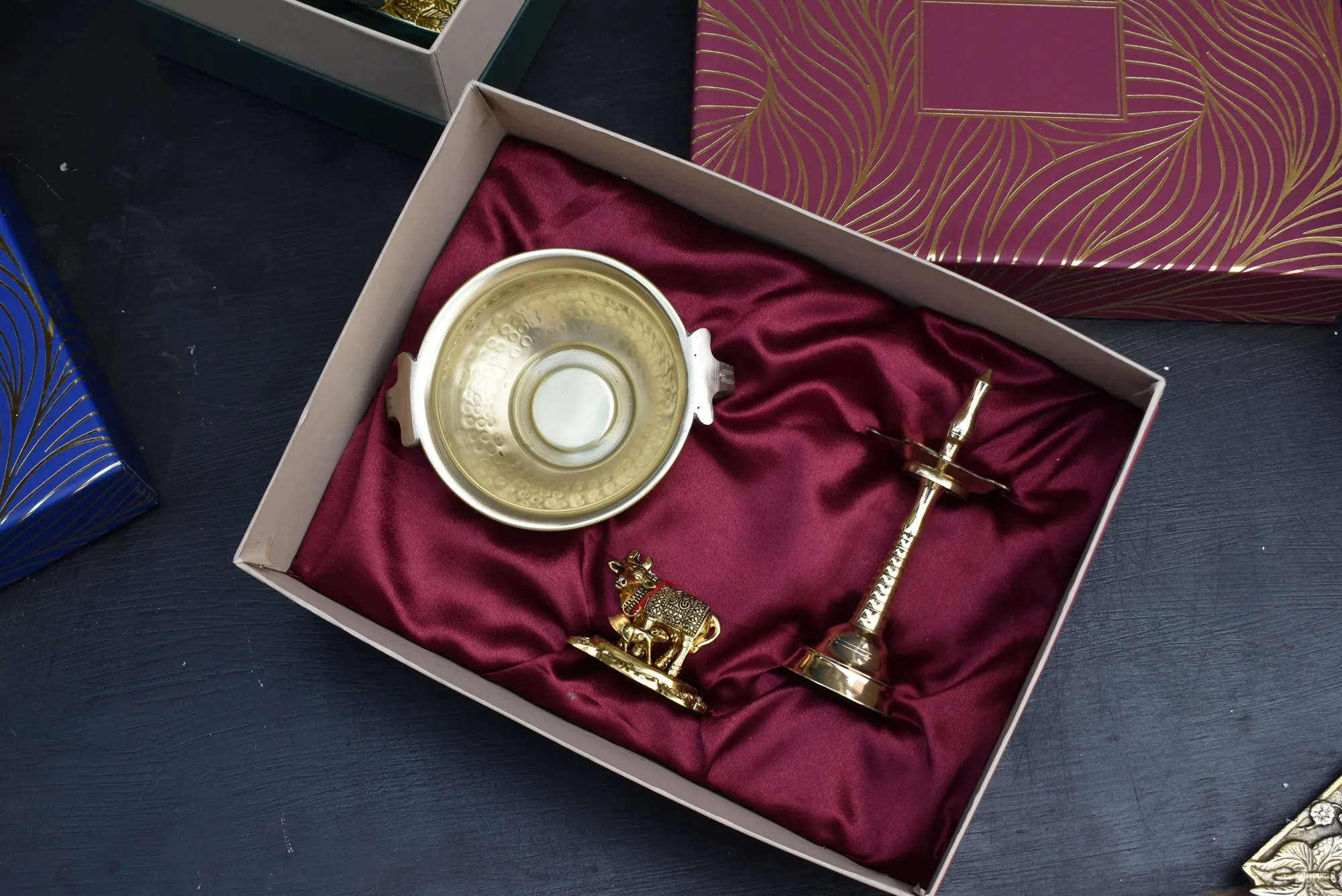 Brass Urli & Brass Vailakku Samai Brass Lamp & Kaamdenu Cow / Corporate Gift Hamper Box - Image 6