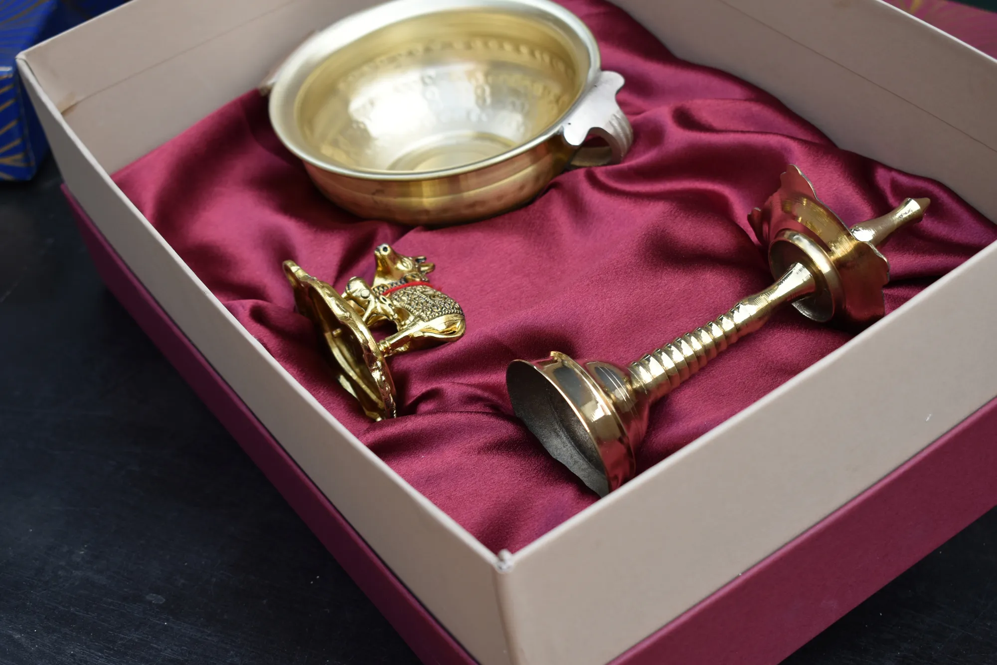 Brass Urli & Brass Vailakku Samai Brass Lamp & Kaamdenu Cow / Corporate Gift Hamper Box - Image 5